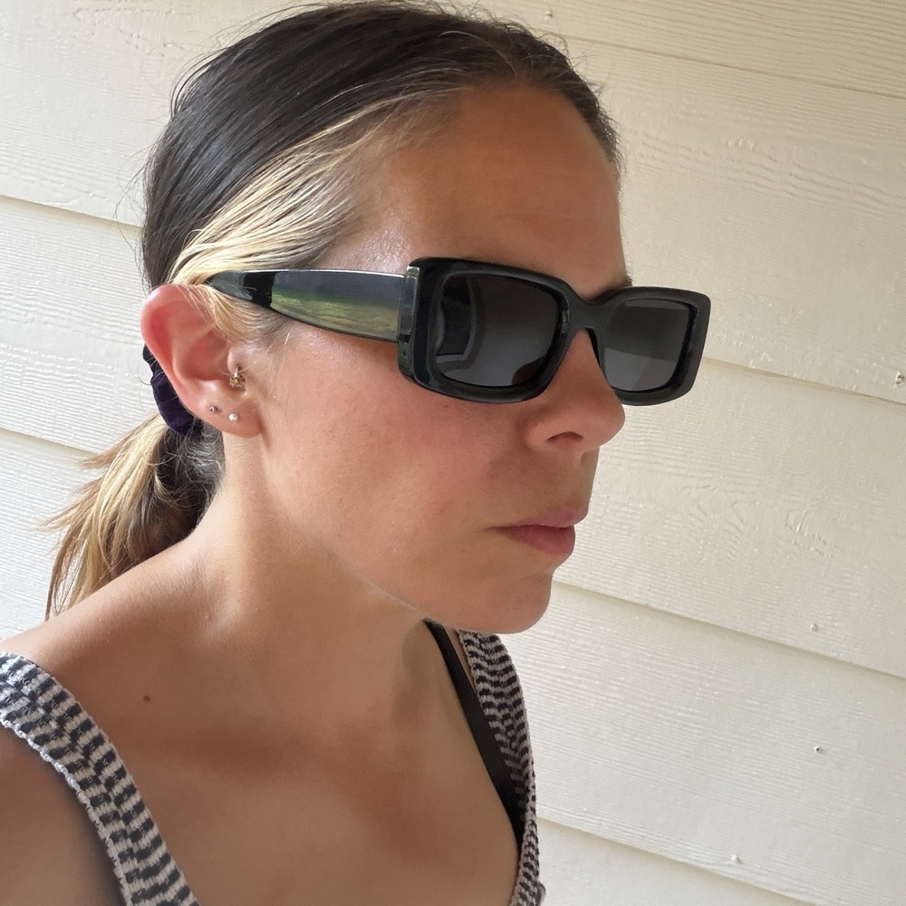 Vehla Tinka Black Rectangle Polarized Sunglasses Chunky Thick Frame Y2K